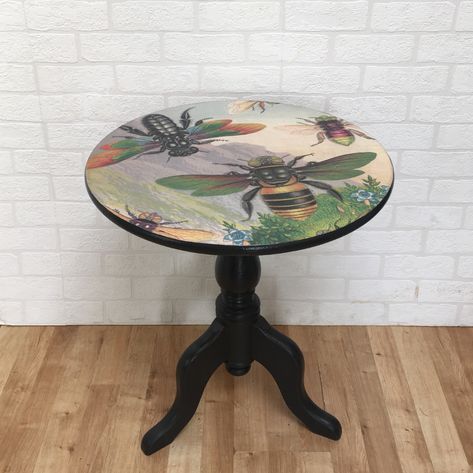 Decoupage Coffee Table, Graphite Chalk Paint, Hobbit Homes, Antique Side Tables, Painted Table Tops, Painted Tables, Vintage Side Tables, Painted Driftwood, Hand Painted Table