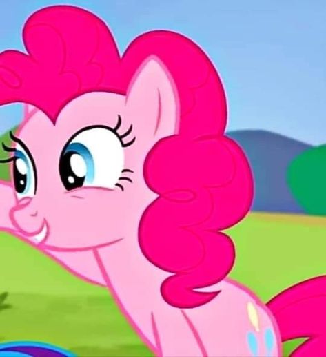 Mlp Matching Icons Pinkie Pie And Rainbow Dash, Rainbow Dash And Pinkie Pie Matching Pfp, Pinky Pie And Rainbow Dash, Rainbow Dash And Pinkie Pie, Pinkie Pie And Rainbow Dash, Pink Pie, Mlp Ships, Mlp Icons, Pfp Pics