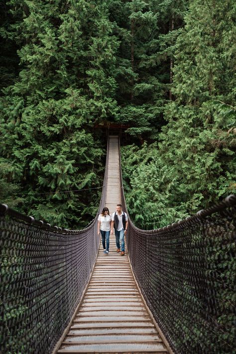 Suspension Bridge Photoshoot, Glamping Photoshoot, Canyon Engagement Photos, Bridge Photoshoot, Hiking Picture Ideas, School Couple, Bridge Photos, Posing Couples, Lynn Canyon