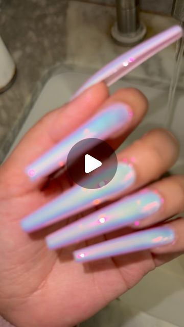 Riya's Nails 🇰🇭 on Instagram: "Thermal gel x Chrome 🤍✨ @nailsby_mey All products used on these nails are available Via (link in bio) ✨Gel polish #TC14 ✨Unicorn chrome #06 ✨Chrome base coat   #𝗚𝗹𝗼𝘀𝘀𝘆𝗻𝗼𝘄𝗶𝗽𝗲𝘁𝗼𝗽𝗰𝗼𝗮𝘁 #𝗥𝗶𝘆𝗮𝗘𝘅𝘁𝗲𝗻𝗱𝗴𝗲𝗹 #𝐑𝐢𝐲𝐚𝐒𝐨𝐟𝐭𝐆𝐞𝐥𝐓𝐢𝐩 (XL Square) 🛍️𝗦𝗵𝗼𝗽 𝗡𝗼𝘄 𝗥𝗶𝘆𝗮𝘀𝗡𝗮𝗶𝗹𝘀.𝗰𝗼𝗺 . #smoothlikebutter#Hemafree . #nailpro #fashion #nails #nail#nft #makeuptutorial #nailsofinstagram #fyp#reels#valentinesnails #nailsnailsnails #nailmegazine #wakeupandmakeup #cle #cleveland" Unicorn Chrome Nails Designs, Mermaid Chrome Nails, Unicorn Chrome Nails, Unicorn Chrome, Chrome Nails Designs, Acrylic Nail Set, Glitter Gel, Nail Pro, Chrome Nails