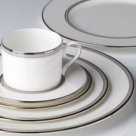 Lenox "Murray Hill" Lenox Autumn, Fine Dinnerware, Wedding China, Columbus Circle, Lenox China, Tableware Collection, Wedding Dinner, China Patterns, Place Setting