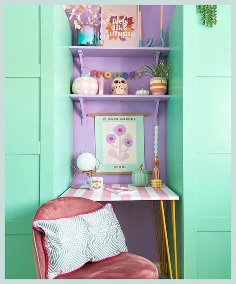 Pastel Eclectic Decor Bedroom, Pastel Eclectic, Spooky But Cute, Bedroom Guide, 60s Interior, Eclectic Decor Bedroom, Bedroom Eclectic, Weekend Home, Purple Rooms