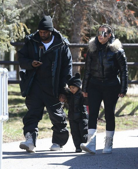 Yeezy 950, Kim Kanye, Kanye West Outfits, Kanye Yeezy, Yeezy Fashion, Kanye West And Kim, Yeezy Outfit, Yeezy Boots, Kim And Kanye