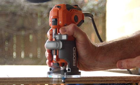 Setting Router Bit Speed | Use this Handy Chart - Pro Tool Reviews Best Wood Router, Diy Router, Best Router, Plunge Router, Router Projects, Router Jig, Make A Door, Woodworking Saws, Trim Router