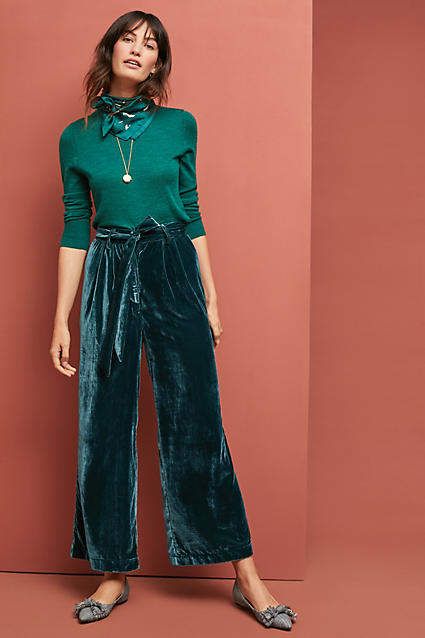 Birds of Paradis by Trovata Emma Velvet Wide-Leg Pants #ad #AnthroFave #AnthroRegistry Anthropologie #Anthropologie #musthave #styleinspiration  #ootd #newarrivals #outfitideas #wishlist #bohostyle #bohooutfit #bohemian Velvet Pants Outfit, Mode Kimono, Tie Waist Pants, Winter Closet, Velvet Clothes, Velvet Fashion, Velvet Pants, Mode Inspiration, Waist Pants