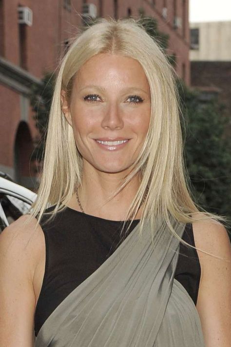 Natural Platinum Hair, Gwen Paltrow, Gwyneth Paltrow Hair, Blonde 2024, Blonde Celebrities, Ice Blonde, Light Blonde Hair, Glamour Uk, Strawberry Blonde Hair