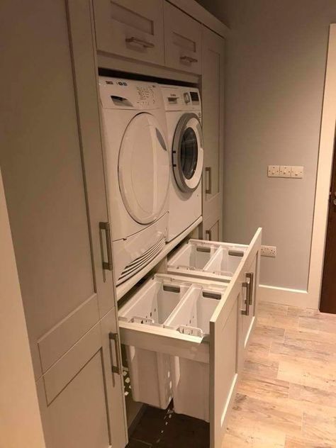 Perfect Laundry Room, Utility Room Designs, Dream Laundry Room, Laundry Room Layouts, Modern Laundry Rooms, Upstairs Hallway, Laundry Room Inspiration, Laundry Room Remodel, Laundry Closet