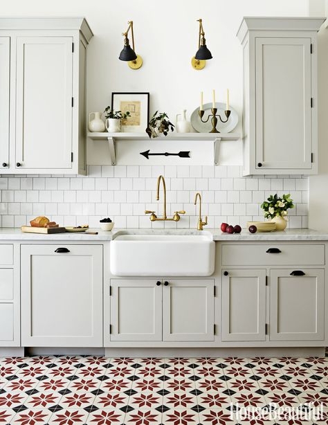 Tour an Old World Kitchen With Surprising Floors, Grant Gibson, tile floors, patterned floors, off white cabinets, light gray cabinets Statement Kitchen, Old World Kitchens, Kitchen Ikea, Interior Dapur, Kabinet Dapur, Fun Kitchen, Decor Ikea, Classic Kitchen, Kitchen Design Trends