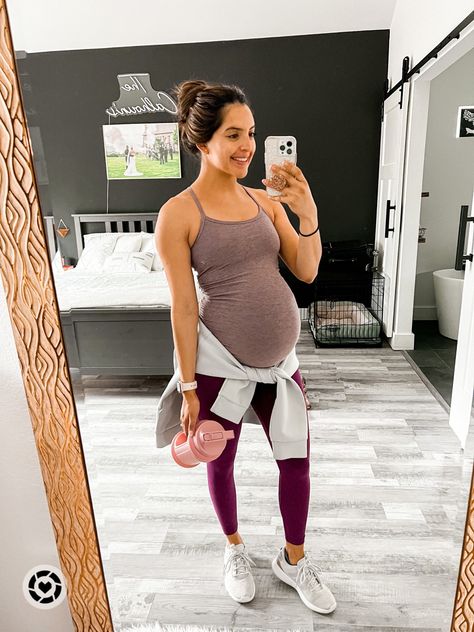 Pregnant Fitness Outfit, Maternity Gym Outfit, Pregnancy Gym Outfit, Pregnant Workout Outfit, Maternity Fitness Clothes, Maternity Workout Outfits, Pregnancy Workout Outfits, Maternity Athleisure Outfits, Maturity Outfits