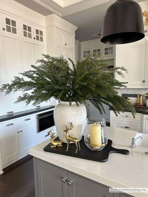 Wreaths, Trees and other holiday favorites (Sunny Side Up) Holiday Stem, Cedar Wreath, Christmas Decor Trends, Slim Tree, Christmas Party Themes, Holiday Arrangement, Christmas Tours, Holiday Tablescapes, Christmas Themes Decorations