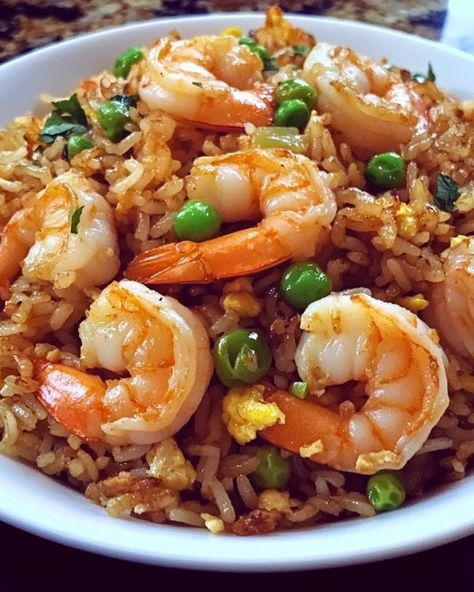 Shrimp Fried Rice, Easy Shrimp, Low Sodium Soy Sauce, Mixed Vegetables, Rice Vinegar, Chinese Food, Nutritious Meals, Food Cravings, Fried Rice