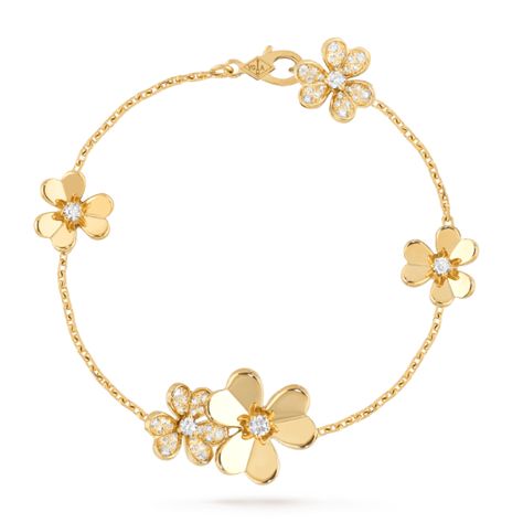 Gold Flower Bracelet, Van Cleef And Arpels Jewelry, Van Cleef & Arpels, Van Cleef And Arpels, Bracelets Gold Diamond, Van Cleef Arpels, Flower Bracelet, Van Cleef, Girly Jewelry