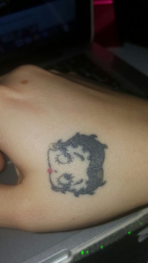 Baby Phat Tattoo, Betty Boop Nails, Betty Boop Tattoo, Betty Boop Tattoos, Character Tattoos, Chain Tattoo, Phrase Tattoos, Tattoo Outline Drawing, Cartoon Character Tattoos