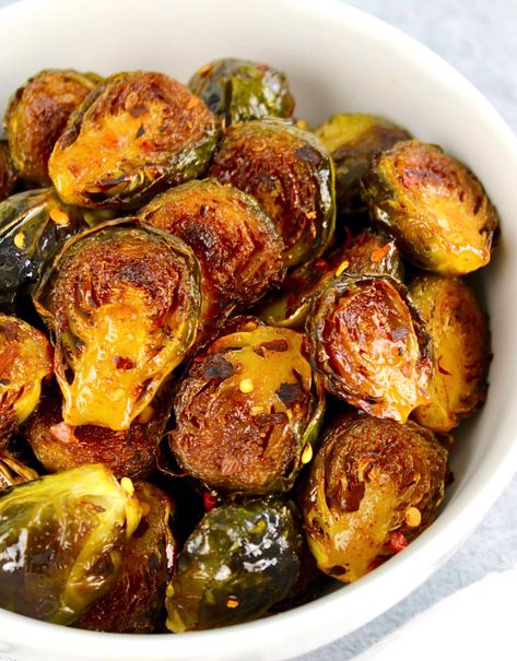 Brussel Sprouts Roasted Honey, Honey Garlic Roasted Brussel Sprouts, Honey Side Dishes, Crispy Honey Brussel Sprouts, Brussel Sprout Recipes With Honey, Honey Soy Brussel Sprouts, Honey Parmesan Brussel Sprouts, Sauces For Brussel Sprouts, Honey Roasted Brussel Sprouts Oven