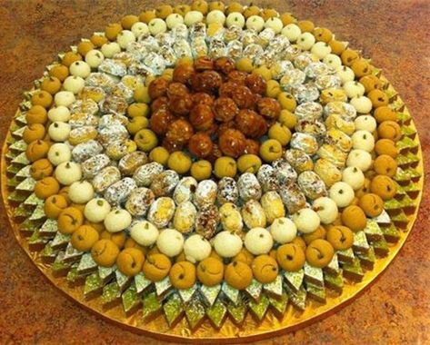 Persian Cookies, Iranian Desserts, Persian Desserts, Iranian Cuisine, Persian Cuisine, Iranian Food, Eastern Cuisine, Persian Food, Indian Sweets