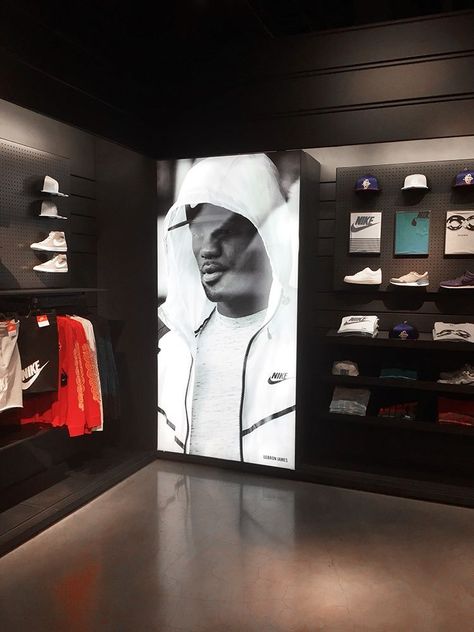 Nike Stores Prove Backlit Fabric is the New Duratrans Fabric Lightbox, Backlit Signage, Visual Advertising, Retail Signage, Light Boxes, Signage Display, Fabric Display, Led Light Box, Exhibition Display