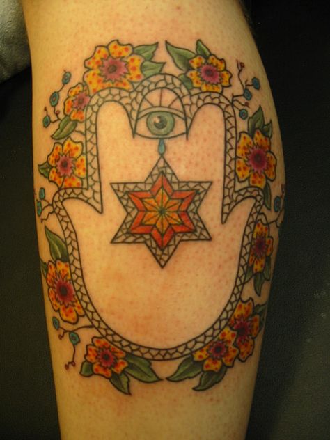 Ok. This Hamsa/Star of David tattoo is an oxymoron because Jews are not allowed to have tattoos. But setting that aside, what a beautiful tattoo! Jewish Tattoo Ideas, Star Of David Tattoo, Kabbalah Art, Yoga Den, Jewish Tattoo, David Shield, Elephant Tattoo Meaning, Hamsa Tattoo Design, David Tattoo