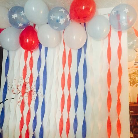 Red White And Blue Photo Backdrop, Blue Streamers, Painted Stars, Soccer Birthday Parties, Soccer Birthday, July Ideas, Class Reunion, Blue Backdrops, Diy Backdrop