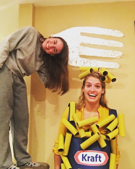 DIY couples costume, fork & macaroni and cheese Max And Cheese Costume, Macaroni Costume, Diy Mac And Cheese, Fork Costume, Mac And Cheese Costume, Cheese Costume, Diy Couples Costumes, Couples Costume, Homemade Costumes