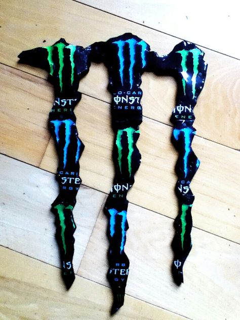 Monster Energy Guitar, Monster Can Camera Tutorial, Monster Can Decorations, Monster Drink Crafts, Monster Energy Can Ideas, Things To Make With Monster Cans, Monster Cans Room Decor, Monster Cans Crafts, Things To Do With Monster Cans