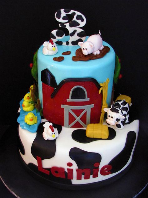 Farm Birthday Cake Baby Shower Farm Theme, Farm Birthday Cakes, Dessert Catering, Barnyard Birthday Party, Farm Theme Birthday, Farm Baby Shower, Farm Themed Birthday Party, Farm Animals Birthday Party, Farm Cake