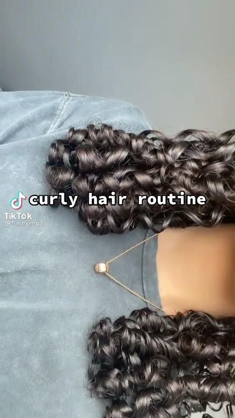 Curly Hair Care Routine, Mixed Curly Hair, Hairstyles Pictures, Curly Hair Videos, Curly Hair Tutorial, Curly Hair Photos, Hair Diy, Hair Streaks, Hair Things