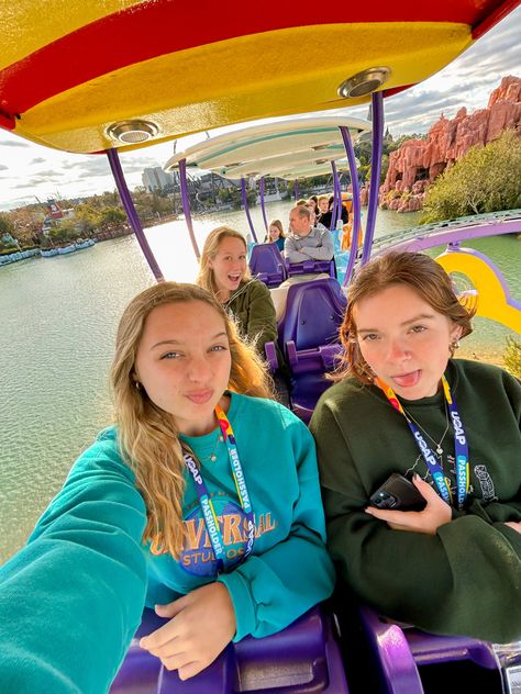 Universal Islands Of Adventure, Adventure Picture, Orlando Travel, Senior Trip, Adventure Photos, Islands Of Adventure, Bestie Goals, Universal Orlando, Disney World Trip