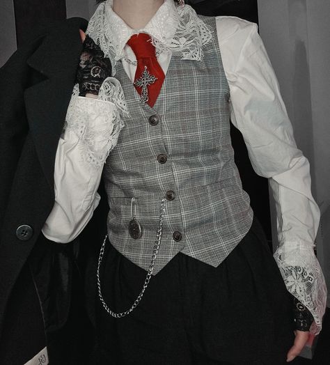 Vampire Formal Men, Goth Prom Outfit Male, Fancy Male Outfits Aesthetic, Vampire Fits Men, Male Goth Fashion Casual, Casual Fancy Men Outfits, 1910s Male Fashion, Vampire Prom Suit, Victorian Gothic Outfits Men