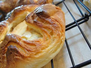 Sourdough Surprises: Sourdough Cream Cheese Danish! Sourdough Danish, Sprouted Recipes, Recipe Using Sourdough Starter, Amish Friendship Bread, Yeast Recipes, Friendship Bread, Cream Cheese Danish, Rose Recipes, Cheese Danish