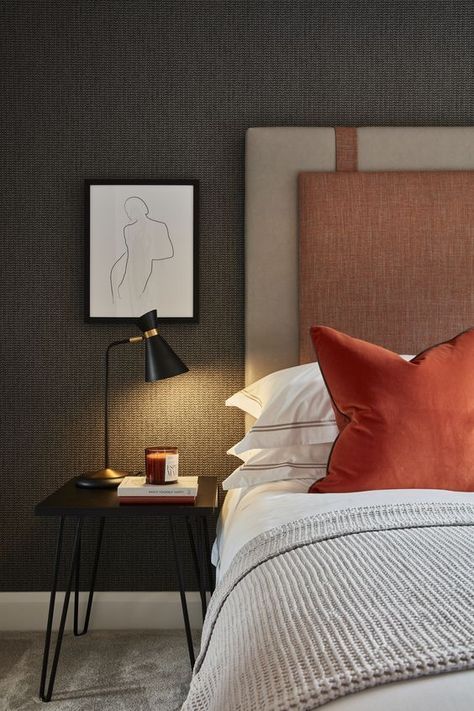 How To Bring Boutique-hotel Luxury Into Your Bedroom - Decoholic Burnt Orange Bedroom, Masculine Bedroom Decor, London Bedroom, Masculine Bedroom, Bedroom Orange, Fall Bedroom, Relaxing Bedroom, Bilik Tidur, Interior Design Bedroom