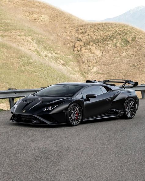 Lamborghini Huracan Sto, Huracan Sto, Dream Car Garage, Performance Wheels, Racing Car Design, Cool Car Pictures, Lamborghini Huracan, Nike Air Max Plus, My Dream Car