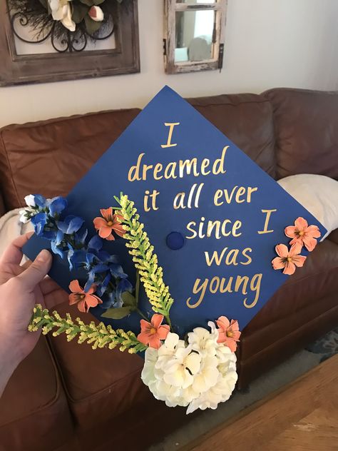 I’m loving my grad cap, quote from my favorite artist Post Malone Post Malone Graduation Caps, Post Malone Wallpaper, Post Malone Quotes, Senior Szn, Graduation Look, High School Graduation Cap, College Graduation Cap Decoration, Office Administration, Diy Graduation Cap