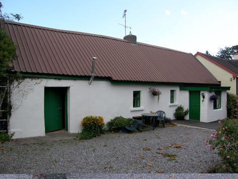 The Irish Cottage | That Which We Have ... Irish Cottage Exterior, Modern Irish Cottage, Irish Farmhouse Renovation, Stone Cottage Homes, Cottage Exterior Colors, Irish Farmhouse, House Designs Ireland, Thatch Roof, Scotland Culture