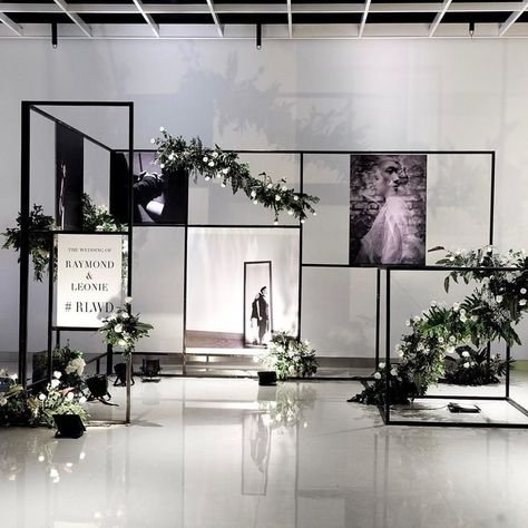 Wedding Concept Ideas, Modern Wedding Backdrop, Enchanted Wedding Decor, Wedding Exhibition, Dark Wedding Theme, Black And White Wedding Theme, Wedding Hall Decorations, Bridal Fair, Wedding Concept