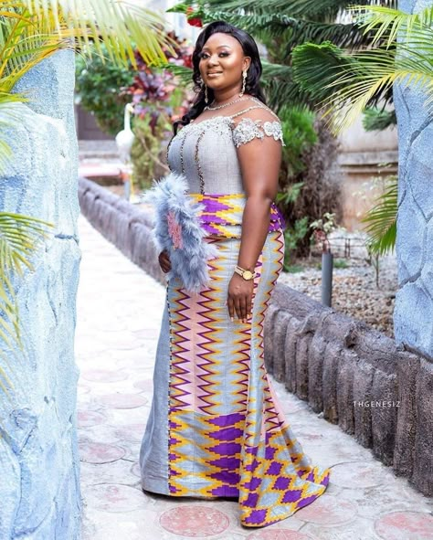 Kente And Lace Combination Styles, Kente Styles For Older Women, Lace Combination Styles, Kente Designs, African Inspired Wedding, The Best Husband, Ghanaian Wedding, Kente Fabric, Kente Dress