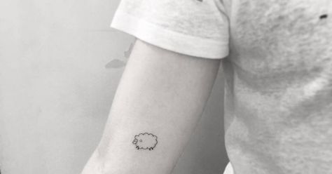 Fine Line Sheep Tattoo, Tiny Sheep Tattoo, Small Sheep Tattoo, Knitting Tattoos, Line Animals, Tattoos Minimal, Black Sheep Tattoo, Lamb Tattoo, Knitting Tattoo