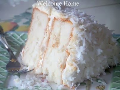 Cake On A Plate, Best Coconut Cake Recipe, Shugary Sweets, Italian Cream Cakes, Coconut Cake Recipe, White Cake Recipe, Coconut Frosting, Coconut Desserts, Torte Cupcake