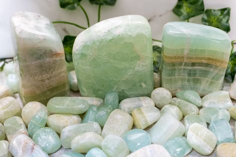 Pistachio Calcite Crystal Meaning, Pistachio Calcite Meaning, Planets Elements, Strawberry Calcite, Calcite Meaning, Pistachio Calcite, Staying True To Yourself, Caribbean Blue Calcite, Healing Rocks