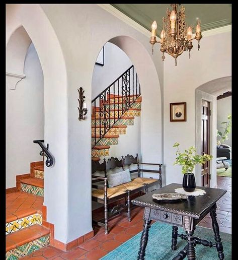 HaciendaDreams (@haciendadreams) • Instagram photos and videos Tile Staircase, Spanish Revival Interior, Spanish Style Home Interior, 1920 Home, Monterey Furniture, Tiled Staircase, Architecture Gallery, Spanish Revival Home, Spanish Home Decor