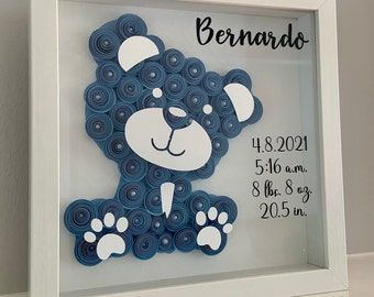 Wrapping Gifts Ideas Creative, Wrapping Gifts Ideas, Gift For Newborn Baby, Baby Shadow Box, Personalized Shadow Box, Cadre Diy, Shadow Box Gifts, Diy Shadow Box, Idee Cricut