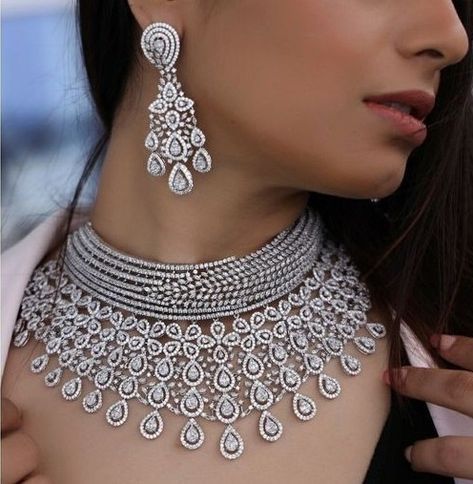 Heavy Diamond Necklace, Jewelry Promo, Diamond Necklace Indian, Wedding Diamond, Diamond Necklace Designs, Bridal Diamond Jewellery, Jewelry Brands, Diamond Necklace Set, Diamond Jewelry Necklace