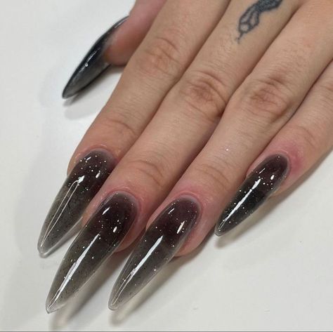 Glass Black Nails, Wonder Nails, Em Nails, Witchy Nails, Nail Time, Goth Nails, Grunge Nails, Nail Envy, Jelly Nails