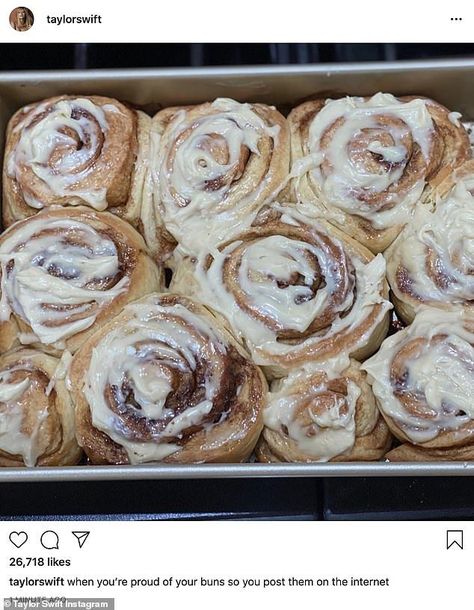 Cinnamon Cookies Recipes, Taylor Swift Jokes, Turkey Baster, Cinnamon Roll Recipe, Cinnamon Cookies, Bun In The Oven, All About Taylor Swift, Roll Recipe, Cinnamon Rolls Recipe