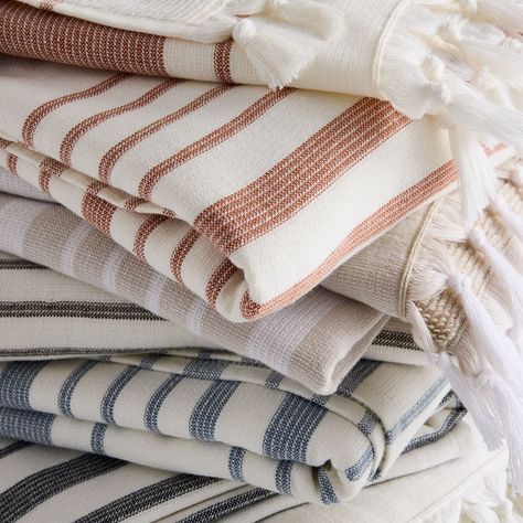 Organic Turkish Tassel Towels | West Elm Turkish Hand Towels Bathroom, Turkish Towels Bathroom Decor, Wellness Vibes, Turkish Towels Bathroom, Best Towels, Cozy Bath, Kids Hooded Towels, Towel Weaving, Bath Hand Towels