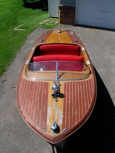 Chris Craft Wood Boats, Chris Craft Runabout, Classic Boats For Sale, Wooden Boats For Sale, Wooden Speed Boats, Mahogany Boat, Chris Craft Boats, Runabout Boat, Classic Wooden Boats