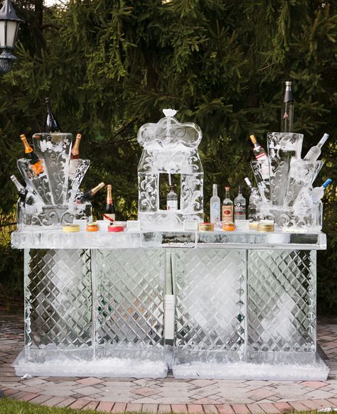 Old School Wedding, Ice Sculpture Wedding, Ice Luge, Frozen Decorations, Signature Cocktails Wedding, Ice Bar, Wedding Signature Drinks, Ice Art, Ice Bars