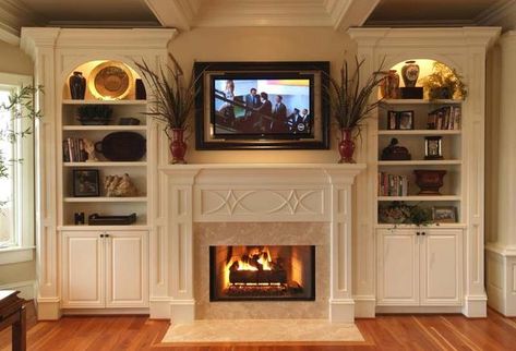 LOVE the built ins. Fireplace Built Ins, Flat Screen Tv, Built In Bookcase, Built In Cabinets, Remodel Bedroom, Fireplace Design, A Fire, Built Ins, Screen Tv