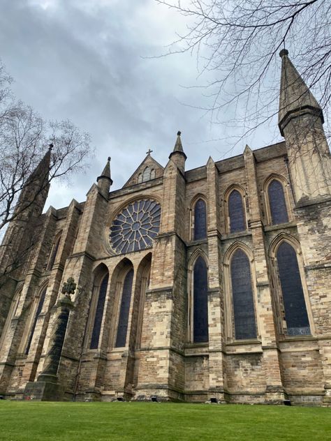 Durham University, Durham Cathedral, Interior Design Institute, Romanesque Architecture, English Castles, Gothic Furniture, Cathedral Architecture, Uk Photography, Travel Blogging