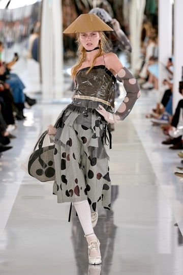 Catwalk Collection, Dressed To Kill, John Galliano, Runway Collection, Spring 2024, Fashion Week Spring, Paris Fashion, Runway Fashion, Paris Fashion Week