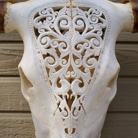 Animal Skull Carving, Animal Skull Decor, Deer Skull Art, Cow Skull Decor, Cow Skull Art, Antler Design, Dremel Carving, Buffalo Skull, Antler Art